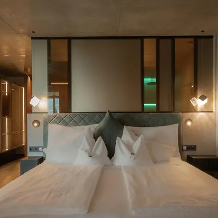 Gartenhotel Voelser Hof - Adults Only-3